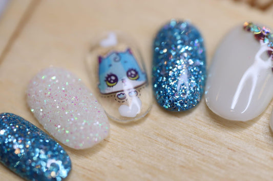 BLUE WHITE GLITTER SNOW CUTE NAIL ART